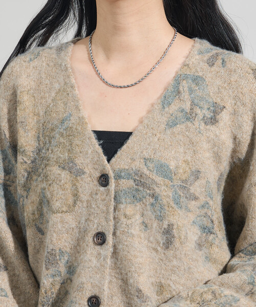 FREAK'S STORE(フリークスストア)の「フラワーペイント ニットカーディガン(カーディガン/ボレロ・レディース・ベージュ/グレー・フリ-)」の8枚目の写真