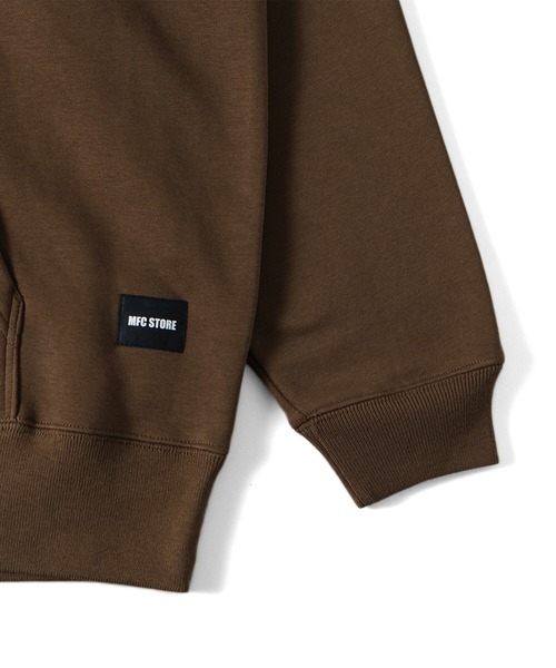 MFC STORE（エムエフシーストア）の「MFC STORE OUTLINE LOGO HOODIE（パーカー・メンズ・ブラック/ダークブラウン/ベージュ系/ネイビー・S/M/L/XL/XXL）」の14枚目の写真