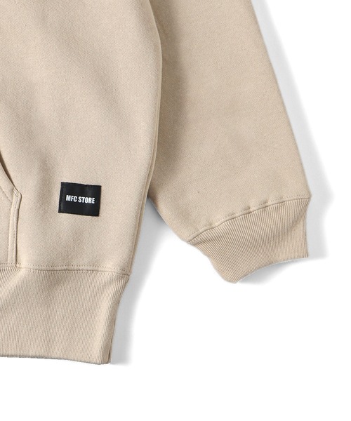MFC STORE（エムエフシーストア）の「MFC STORE OUTLINE LOGO HOODIE（パーカー・メンズ・ブラック/ダークブラウン/ベージュ系/ネイビー・S/M/L/XL/XXL）」の19枚目の写真