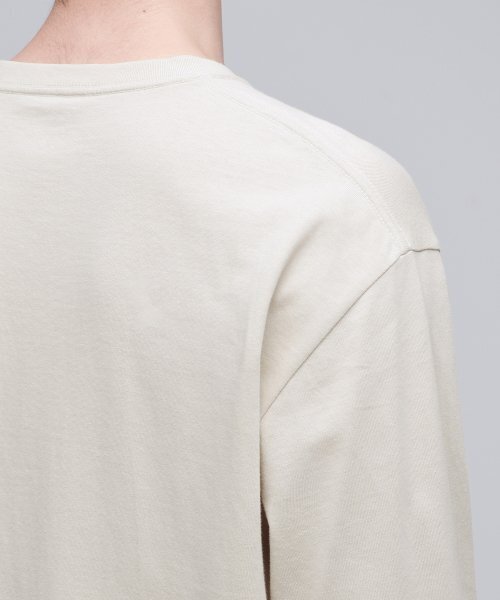 MUSINSA STANDARD（ムシンサスタンダード）の「ベーシック長袖Tシャツ [エクリュ]（Tシャツ/カットソー・メンズ・その他・SMALL/MEDIUM/LARGE/X-LARGE/XX-LARGE/XXX-LARGE）」の6枚目の写真