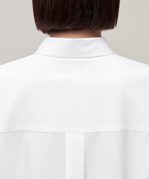 MUSINSA STANDARD WOMAN（ムシンサスタンダードウーマン）の「ウィメンズリラックスクロップシルキーシャツ[ホワイト]（シャツ/ブラウス・レディース・その他・SMALL/MEDIUM）」の8枚目の写真