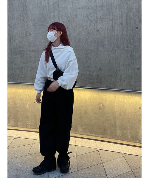 MUSINSA STANDARD WOMAN（ムシンサスタンダードウーマン）の「ウィメンズリラックスクロップシルキーシャツ[ホワイト]（シャツ/ブラウス・レディース・その他・SMALL/MEDIUM）」の15枚目の写真