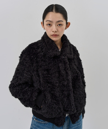 NUAKLE（ヌアクル）の「(w) Cozy Reversible Fur Jumper_Black（ムートンコート）」