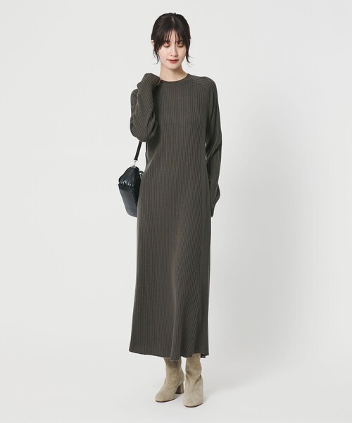 BEAUTY&YOUTH UNITED ARROWS（ビューティーアンドユースユナイテッドアローズ）の「【WEB限定 Wardrobe DAILY MINIMAL】リブニットフレアワンピース（ワンピース・レディース・ネイビー/モカ/ブラック・M/S）」の10枚目の写真