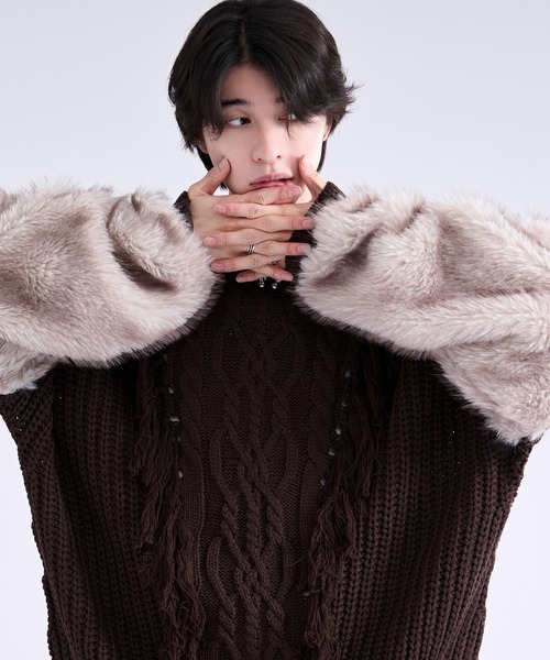 Ellno Loset(エルノロゼット)の「ソデファーケーブルキリカエニット(ニット/セーター・メンズ・チャコール/ブラック/ブラウン/ミント・SMALL/MEDIUM/LARGE)」の4枚目の写真