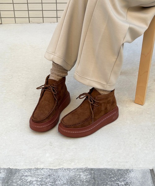 Tomieco(トミエコ)の「本革 モカシンショートブーツ デザインブーツ(モカシン/デッキシューズ・レディース・グレー/ブラウン/ベージュ・XXL/LL/L/M/S)」の2枚目の写真