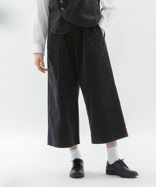 nop de nod（ノップドゥノッド）の「別珍クロップドパンツ（その他