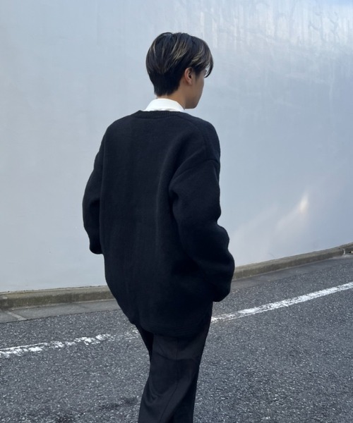lilful(リルフル)の「【26年春夏新作】ノーカラージップニットカーディガン(カーディガン/ボレロ・メンズ・ブラック/アイボリー・F)」の3枚目の写真