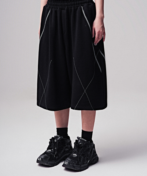 ZENDUST(ジェンダスト)の「Muens Bermuda Pants CHARCOAL(その他パンツ・レディース・チャコール・SMALL/MEDIUM/LARGE)」の2枚目の写真