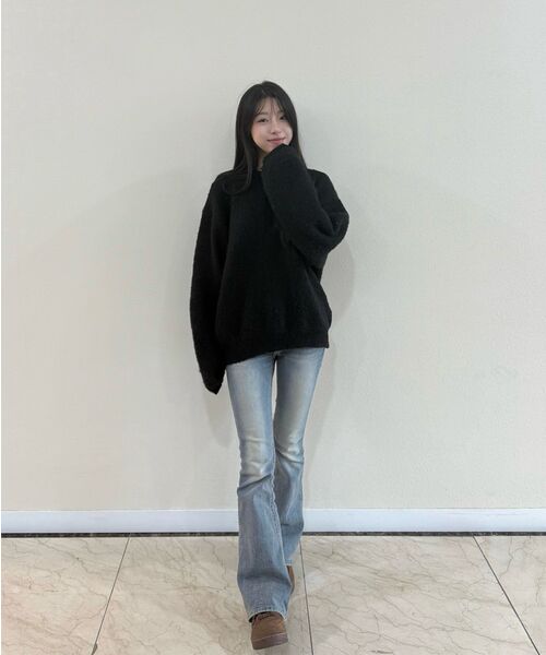 MICANE(ミケーネ)の「リベールオーバーサイズブークルニット(ニット/セーター・レディース・スカイブルー/ブラック/クリーム・SMALL/MEDIUM/LARGE/X-LARGE)」の8枚目の写真