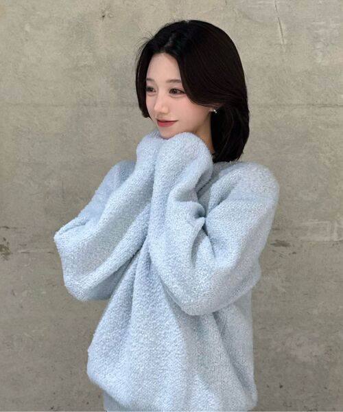MICANE(ミケーネ)の「リベールオーバーサイズブークルニット(ニット/セーター・レディース・スカイブルー/ブラック/クリーム・SMALL/MEDIUM/LARGE/X-LARGE)」の7枚目の写真