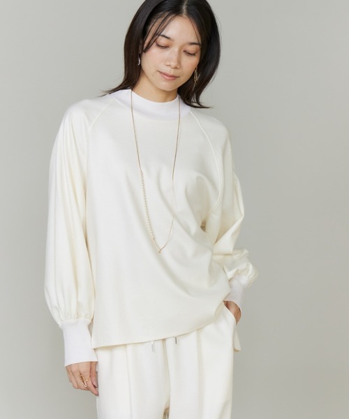 INED（イネド）の「圧縮スムースドッキングニットプルオーバー【セットアップ対応】（Tシャツ/カットソー・レディース・アイボリー/チャコールグレー・11号/9号）」の11枚目の写真