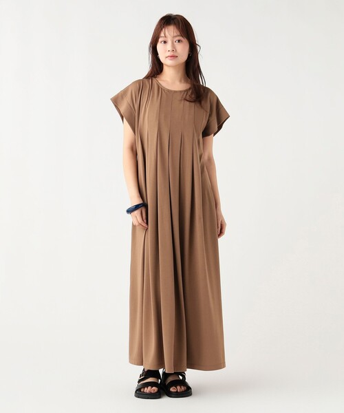 【BEAMS】ロングワンピース タック フレア ロング ワンピース（ワンピース）｜BEAMS HEART
