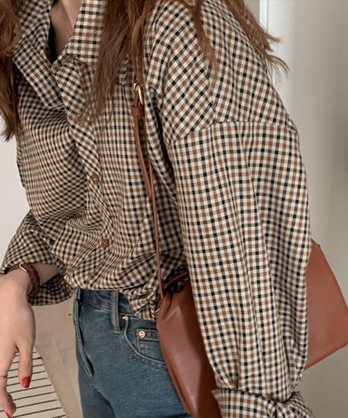 Flugge(フラッジー)の「オータムカラーチェックシャツ(シャツ/ブラウス・レディース・ベージュ・LARGE/MEDIUM)」の4枚目の写真