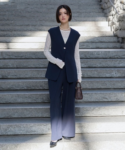 BAYFLOW（ベイフロー）の「【KARENさんコラボ】スラックス（スラックス・レディース・グレイッシュベージュ/ネイビー・SMALL/MEDIUM）」の13枚目の写真