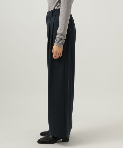 BAYFLOW（ベイフロー）の「【KARENさんコラボ】スラックス（スラックス・レディース・グレイッシュベージュ/ネイビー・SMALL/MEDIUM）」の15枚目の写真