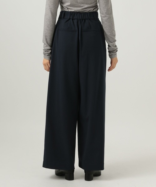 BAYFLOW（ベイフロー）の「【KARENさんコラボ】スラックス（スラックス・レディース・グレイッシュベージュ/ネイビー・SMALL/MEDIUM）」の16枚目の写真