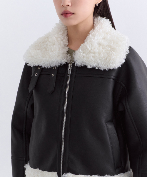 MUSINSA STANDARD WOMAN（ムシンサスタンダードウーマン）の「ウィメンズ シンセティックレザー シアリングジャケット2 [ブラック]（ライダースジャケット・レディース・その他・S/M）」の3枚目の写真