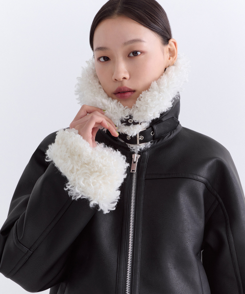 MUSINSA STANDARD WOMAN（ムシンサスタンダードウーマン）の「ウィメンズ シンセティックレザー シアリングジャケット2 [ブラック]（ライダースジャケット・レディース・その他・S/M）」の4枚目の写真