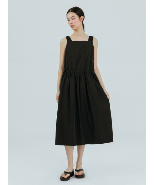 ETMON(エトモン)の「Apron Side Strap Dress Black(ワンピース・レディース・その他・FREE)」の3枚目の写真