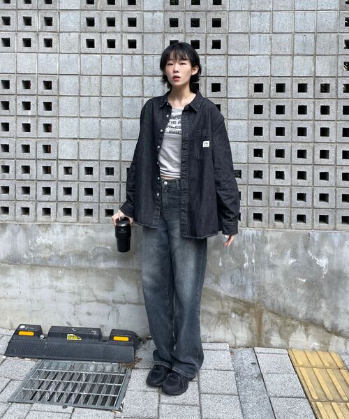 LMCの「OVERSIZED DENIM SHIRT Black(シャツ/ブラウス・レディース・その他・S/M/L)」の14枚目の写真