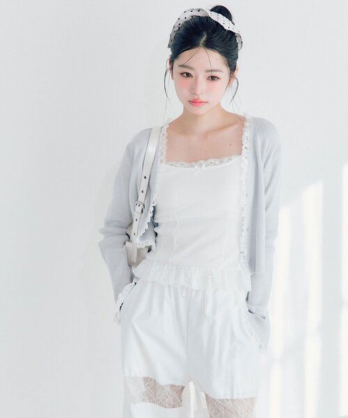 OLIVE des OLIVE(オリーブデオリーブ)の「裾レースキャミ(キャミソール・レディース・オフホワイト/ブラック/ピンク・FREE)」の19枚目の写真