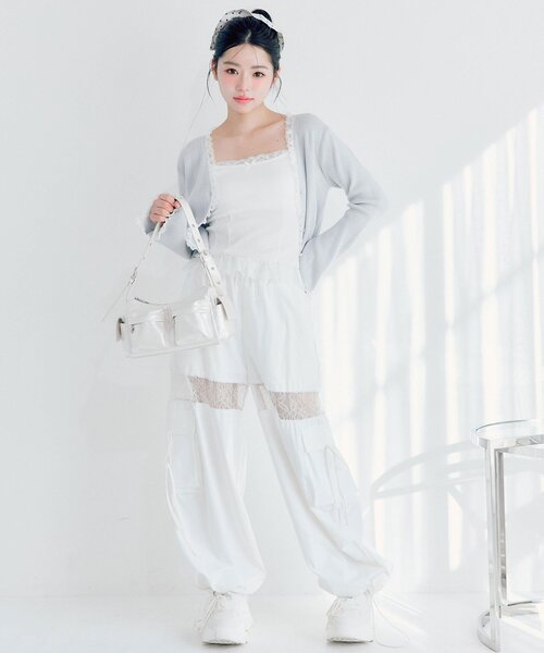 OLIVE des OLIVE(オリーブデオリーブ)の「裾レースキャミ(キャミソール・レディース・オフホワイト/ブラック/ピンク・FREE)」の20枚目の写真