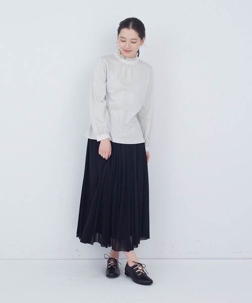 ADIEU TRISTESSE(アデュートリステス)の「フリルカラーブラウス(Tシャツ/カットソー・レディース・ライトグレー/オフホワイト・FREE)」の9枚目の写真