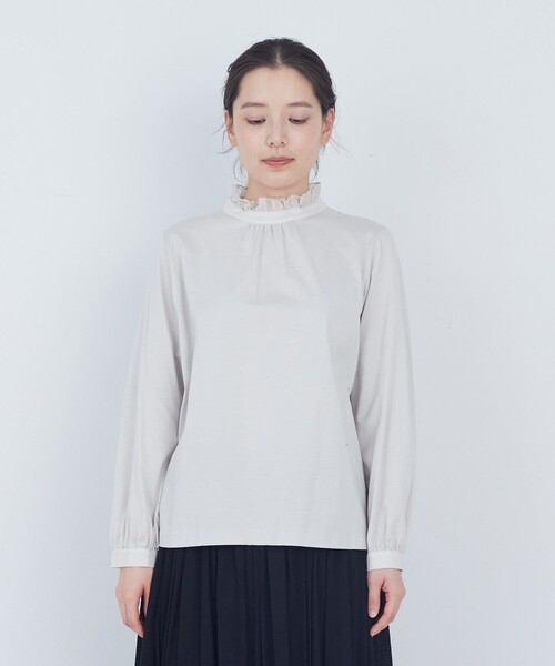 ADIEU TRISTESSE(アデュートリステス)の「フリルカラーブラウス(Tシャツ/カットソー・レディース・ライトグレー/オフホワイト・FREE)」の12枚目の写真