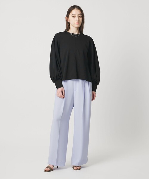 UNITED ARROWS(ユナイテッドアローズ)の「ポンチ バルーンスリーブ カットソー(Tシャツ/カットソー・レディース・ブラック/ホワイト/ネイビー・FREE)」の5枚目の写真