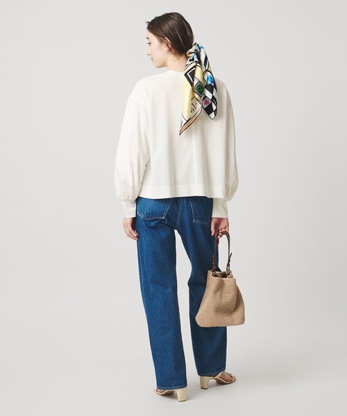 UNITED ARROWS(ユナイテッドアローズ)の「ポンチ バルーンスリーブ カットソー(Tシャツ/カットソー・レディース・ブラック/ホワイト/ネイビー・FREE)」の11枚目の写真