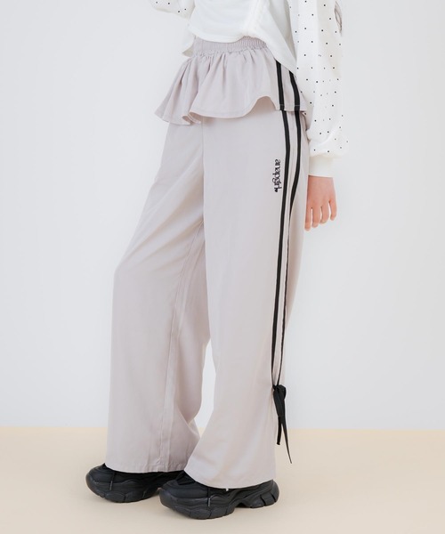 ANAP GiRL(アナップガール)の「レイヤードスカート見えサイドラインパンツ(その他パンツ・キッズ・ブラック/グレー・M/S/XS)」の3枚目の写真