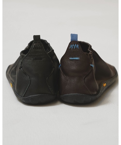 TODAYFUL（トゥデイフル）の「Vibramsole Leather Mockshoes（モカシン/デッキシューズ・レディース・ダークブラウン/ブラック・38inch/37inch/36inch）」の11枚目の写真