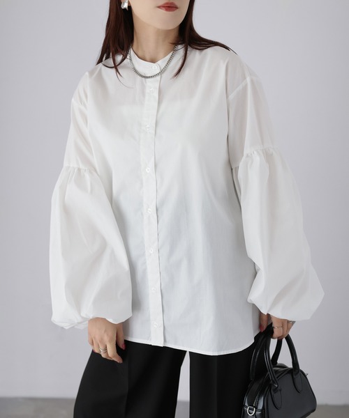 Riberry（リベリー）の「バンドカラー袖ギャザーブラウス（シャツ/ブラウス・レディース・ブラック/サックスブルー/オフホワイト・MEDIUM）」の15枚目の写真