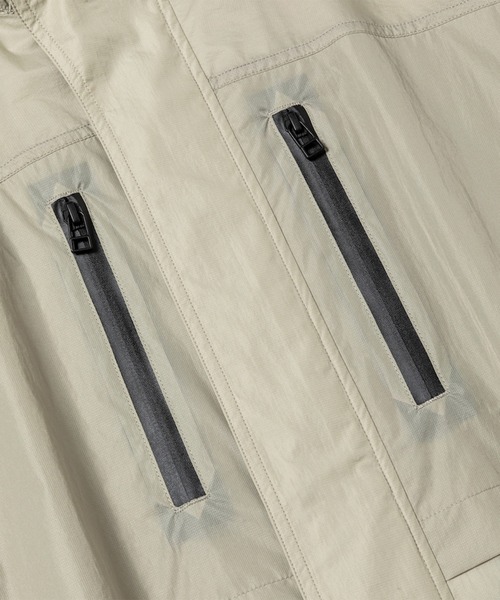 meanswhile（ミーンズワイル）の「Airy Nylon Wind JKT（その他アウター・メンズ・アイボリー/ブラック/ブラウン・1(S)/3(L)）」の6枚目の写真