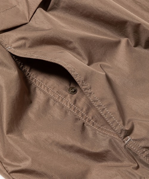 meanswhile（ミーンズワイル）の「Airy Nylon Wind JKT（その他アウター・メンズ・アイボリー/ブラック/ブラウン・1(S)/3(L)）」の22枚目の写真
