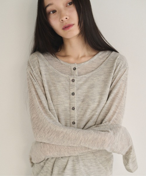 SOYEN(ソイエン)の「フェイクレイヤードシアーヘンリーネックロンT(Tシャツ/カットソー・レディース・杢グレー/ブラウン・F)」の14枚目の写真