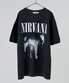 アーティストTシャツ（NIRVANA ／ SMELLS LIKE TEEN SPIRITK）