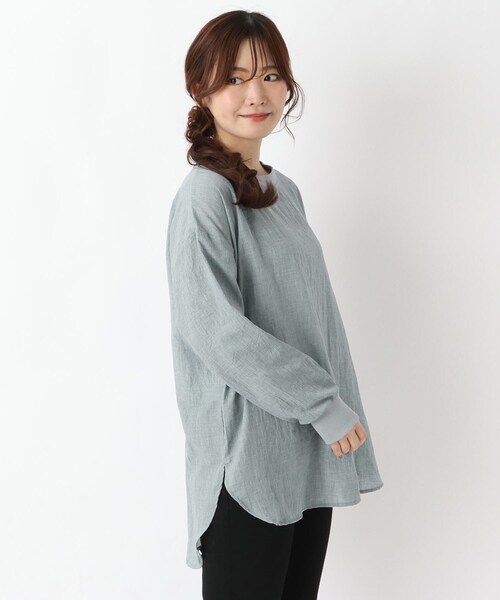 one'sterrace(ワンズテラス)の「リップル 長袖レイヤードプルオーバーシャツ(シャツ/ブラウス・レディース・アイボリー系8/ブラック系8/ブルー系その他7・02)」の1枚目の写真