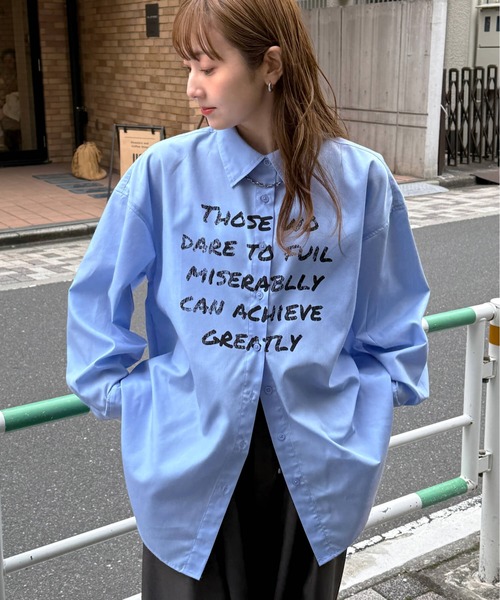 tiptop(ティップトップ)の「プリント入りBIGシャツ(シャツ/ブラウス・レディース・ブルー系その他/サックスブルー/オフホワイト・FREE)」の5枚目の写真