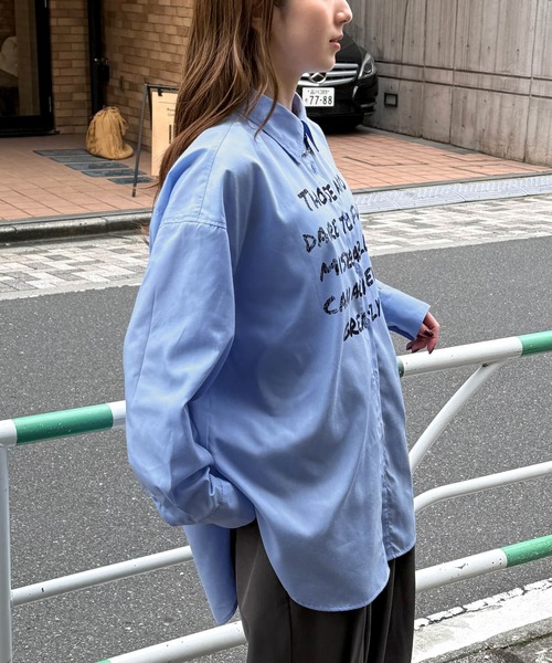 tiptop(ティップトップ)の「プリント入りBIGシャツ(シャツ/ブラウス・レディース・ブルー系その他/サックスブルー/オフホワイト・FREE)」の9枚目の写真