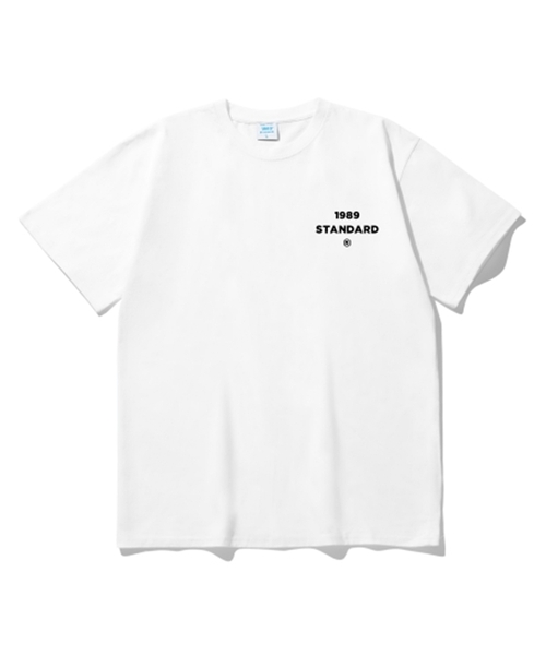 1989STANDARD(1989スタンダード)の「SMALL CENTER クールコットンオーバーサイズ半袖(SISSTD-0015)(Tシャツ/カットソー・メンズ・ホワイト/ライトグレー/ブラック/ネイビー・MEDIUM/LARGE/X-LARGE)」の2枚目の写真