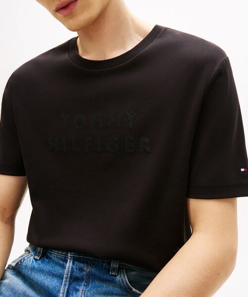 TOMMY HILFIGER(トミーヒルフィガー)の「ミックスメディアインターロックTシャツ(Tシャツ/カットソー・メンズ・ブラック/ベージュ/ネイビー・LARGE/SMALL/X-LARGE/MEDIUM)」の4枚目の写真