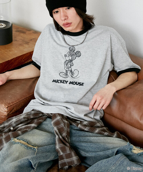 PUBLUX(パブリュクス)の「PUBLUX/パブリュクス <機能性素材>Mickey Mouse/ミッキーマウス/ スケッチ リンガーTシャツ 限定展開(Tシャツ/カットソー・メンズ・レッド/グレー/ネイビー/サックスブルー・LARGE/SMALL/MEDIUM)」の2枚目の写真