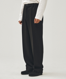 LETTERCOMO（レテルコモ）の「感嘆セミワイドバンディングスラックスブラック（スラックス）」