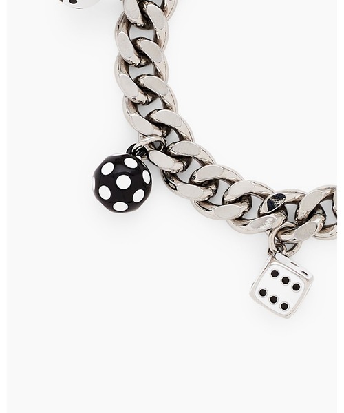 MARC JACOBS（マークジェイコブス）の「ARTIST ADAMS DICE CHARM BRACELET/デリック・アダムスダイス X マーク ジェイコブス ダイス チャーム ブレスレット（ブレスレット・レディース・シルバー系その他・ONE SIZE）」の3枚目の写真
