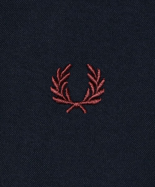 Ray BEAMS(レイビームス)の「FRED PERRY / ティップド プラケット ディテール シャツ(シャツ/ブラウス・レディース・ホワイト/ネイビー・10)」の10枚目の写真