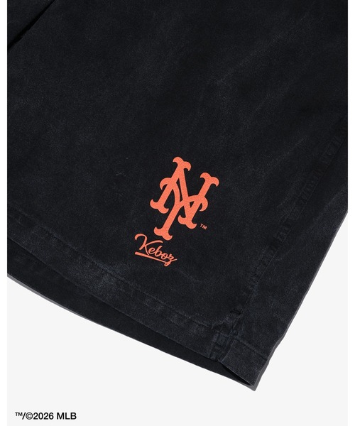 KEBOZ（ケボズ）の「【本日限定受注】KEBOZ × MLB NEW YORK METS LOGO WASHED TENJIKU SHORTS（その他パンツ・メンズ・ブラック・L/M/S/2XL/XL）」の4枚目の写真