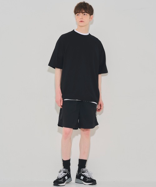 EMMA NOVEMBER　（エマノーヴェンバー）の「リラックスフィット ドローコード Tシャツ（Tシャツ/カットソー・メンズ・ブラック・3/2/1）」の5枚目の写真