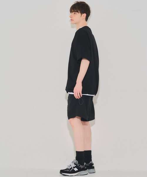 EMMA NOVEMBER　（エマノーヴェンバー）の「リラックスフィット ドローコード Tシャツ（Tシャツ/カットソー・メンズ・ブラック・3/2/1）」の6枚目の写真